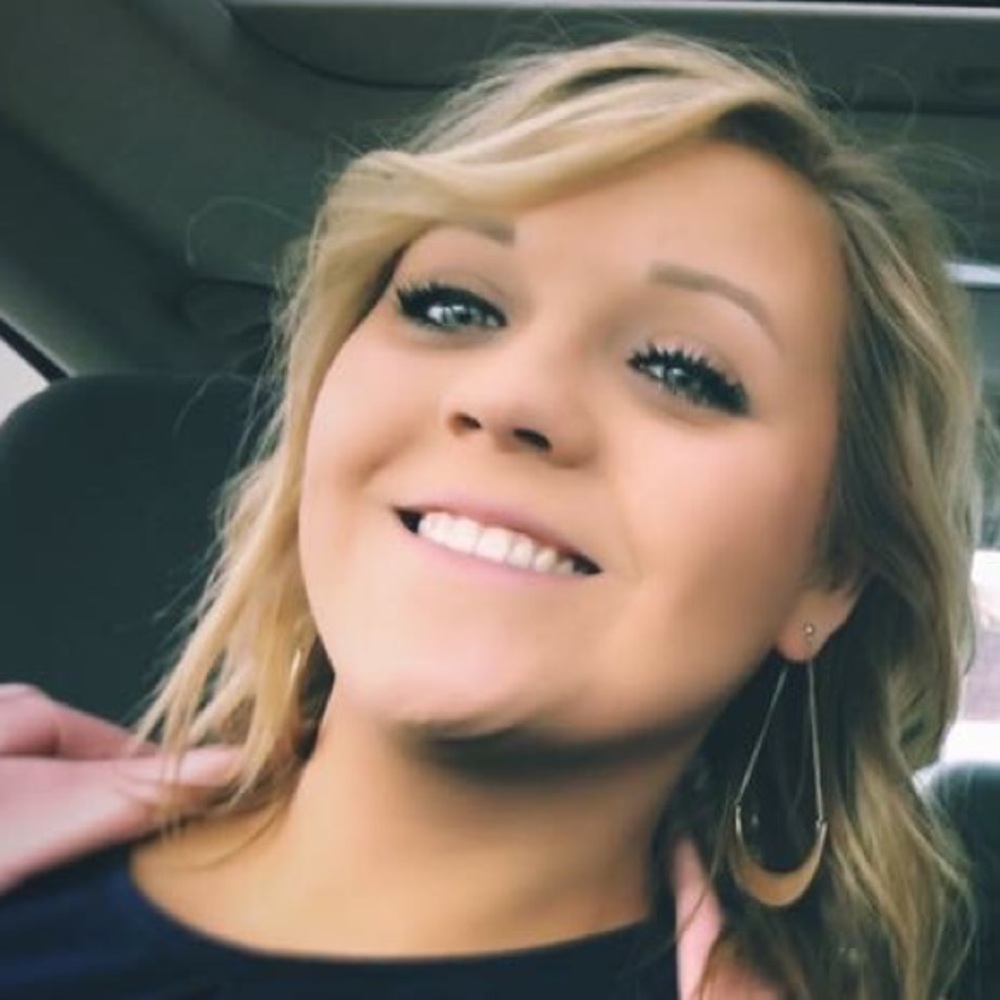 Meet your Posher, Abby